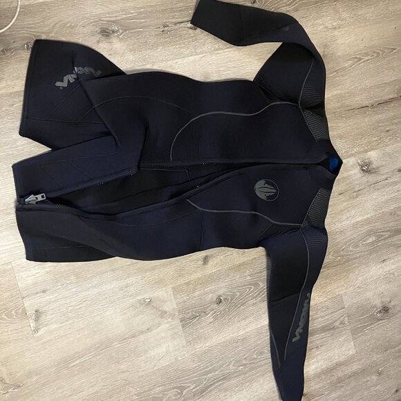 Scuba diving gear - Picture 6 of 7